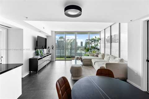 92 SW 3rd St, Miami, FL 33130