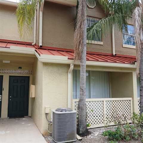 18342 NW 68th Ave, Hialeah, FL 33015