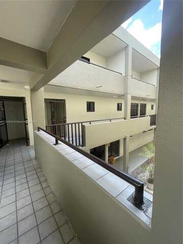 5 Olive Dr, Hialeah, FL 33010
