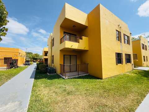 546 NW 114th Ave, Sweetwater, FL 33172