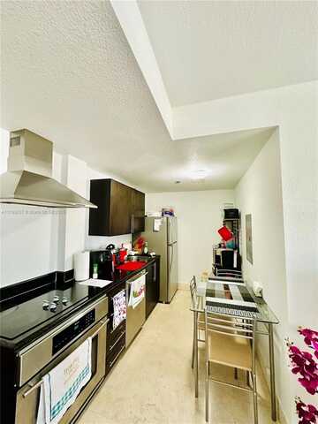 1300 Pennsylvania Ave, Miami Beach, FL 33139