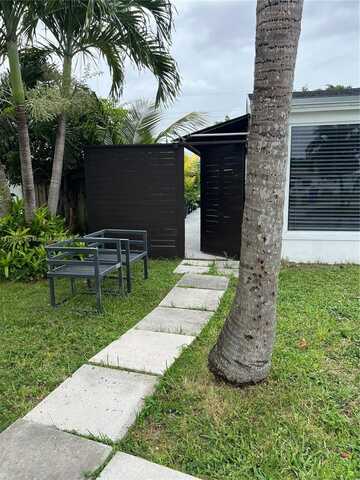 1949 NE 179th St, North Miami Beach, FL 33162