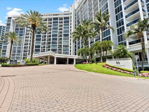 10275 Collins Ave, Bal Harbour, FL 33154