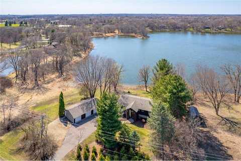 2270 Manning Trail N, Lake Elmo, MN 55042