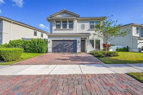8650 NW 39th Ct, Coral Springs, FL 33065