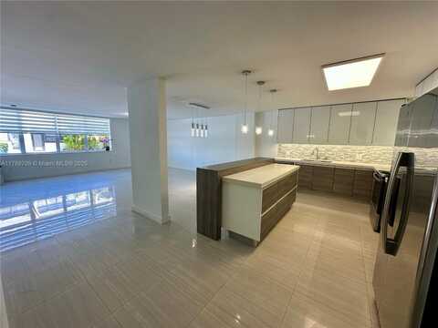 20301 NE 30th Ave, Aventura, FL 33180