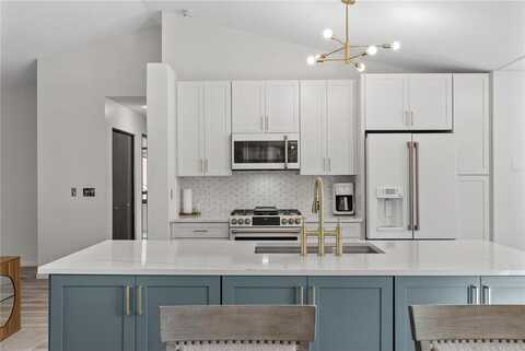 9073 Sequoia Road, Woodbury, MN 55125
