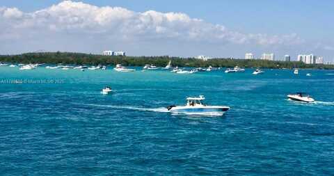 286 Bal Bay Dr, Bal Harbour, FL 33154