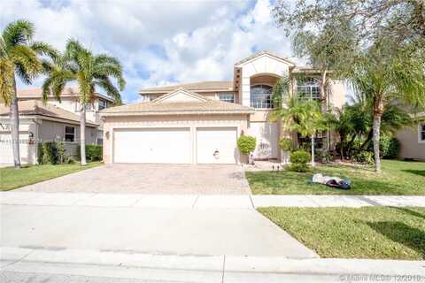13725 NW 11th St, Pembroke Pines, FL 33028
