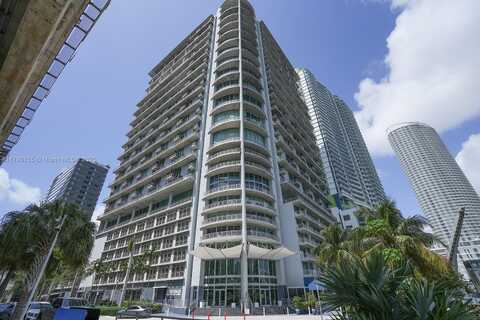 690 SW 1st Ct, Miami, FL 33130