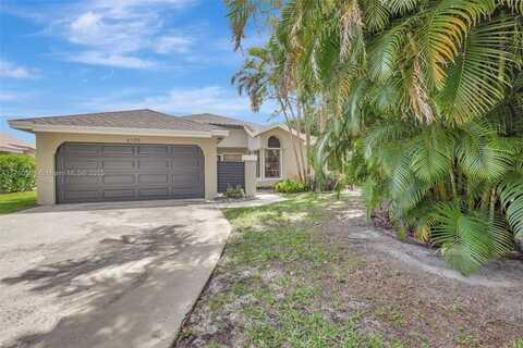 6105 Brandon St, Palm Beach Gardens, FL 33418