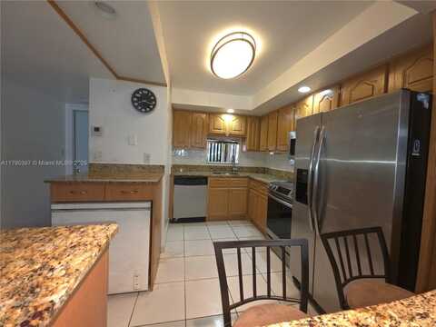 8940 S Hollybrook Blvd, Pembroke Pines, FL 33025
