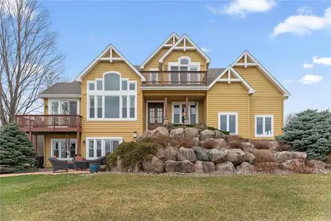 15331 Red Oaks Road SE, Prior Lake, MN 55372
