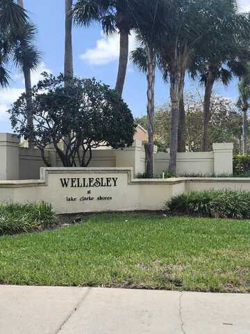 8140 Bridgewater Court, Lake Clarke Shores, FL 33406