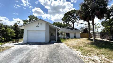 3950 Greenfield Court, Boynton Beach, FL 33436