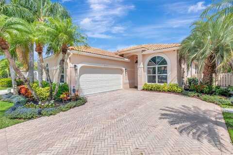 5119 Ventura Dr, Delray Beach, FL 33484