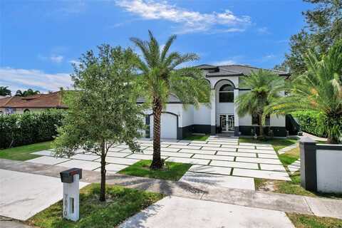7870 NW 160th Ter, Miami Lakes, FL 33016