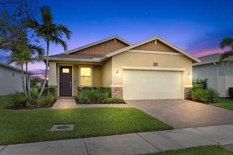 525 SE Plumeria Drive, Port Saint Lucie, FL 34984