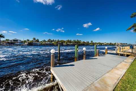 517 S Riverside Dr, Pompano Beach, FL 33062