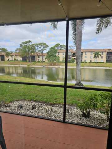 623 Sea Pine Way, Greenacres, FL 33415