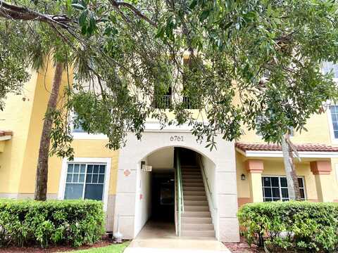 6761 Heritage Grande, Boynton Beach, FL 33437