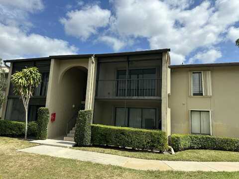 726 Sunny Pine Way, Greenacres, FL 33415
