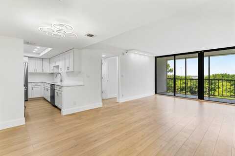 7819 Lakeside 886 Boulevard, Boca Raton, FL 33434
