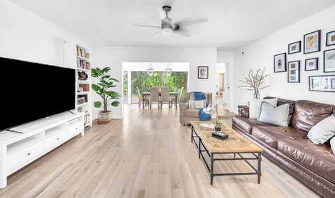 3725 Lincoln Street, Hollywood, FL 33021