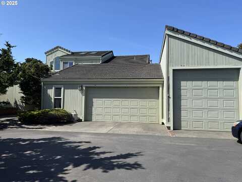 28 SHORELINE DR, Florence, OR 97439