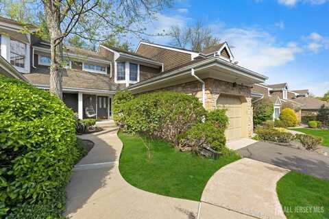 21 Briarwood Court, Brunswick Gardens, NJ 08540