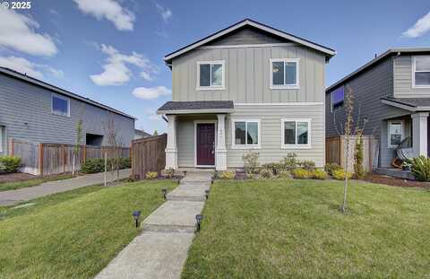 1894 MCCALLUM LN, Woodburn, OR 97071