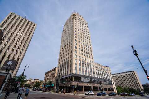 606 W Wisconsin Ave, Milwaukee, WI 53203