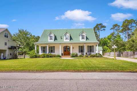 630 Royal Oak Drive, Pass Christian, MS 39571