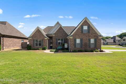 1883 N Clair Circle, Hernando, MS 38632
