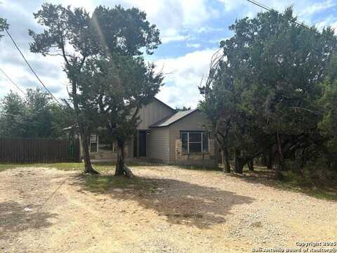 1232 Eastview Dr, Canyon Lake, TX 78133