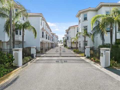 1340 BAYSHORE BOULEVARD, DUNEDIN, FL 34698