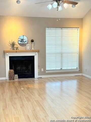 8611 Datapoint, San Antonio, TX 78229
