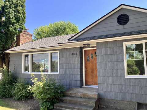 403 W Chestnut St, Almira, WA 99103