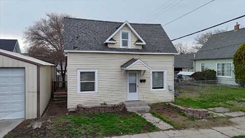 2311 N Stevens St, Spokane, WA 99205