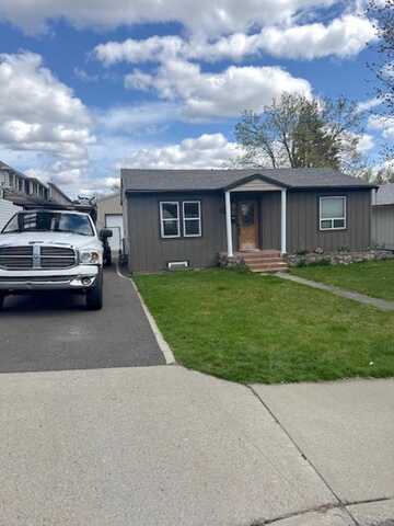 3004 N Cook St, Spokane, WA 99207