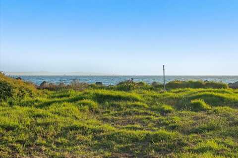 3735 Santa Claus Lane, CARPINTERIA, CA 93013