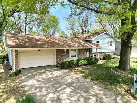 5 Willowdell Ct, Mulvane, KS 67110