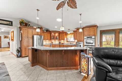 811 9th Street, Baraboo, WI 53913