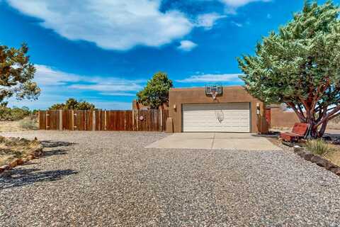 90 Herrada Road, Santa Fe, NM 87508