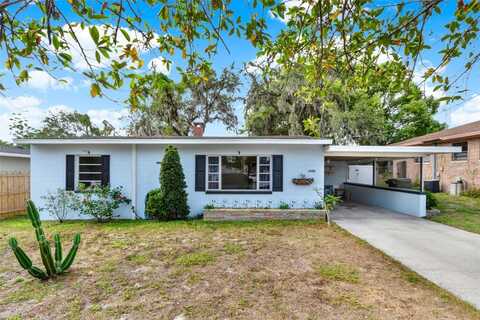 2209 HUTCHINSON AVENUE, LEESBURG, FL 34748