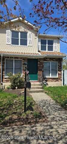 239 Finley Avenue, Staten Island, NY 10306