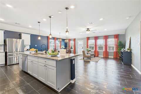 2700 La Mundial Street, Seguin, TX 78155