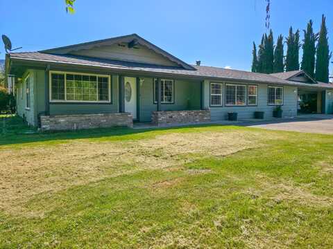 245 Mill Hill Road, Gold Hill, OR 97525