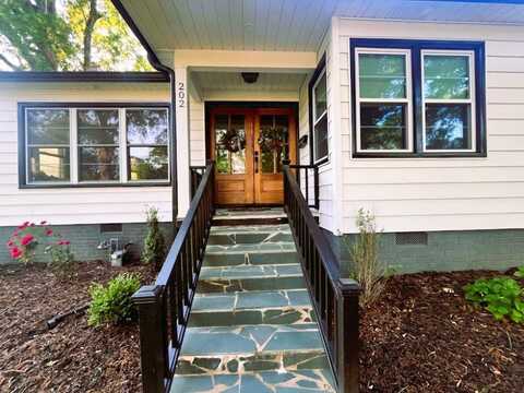 202 Pine St, Gaffney, SC 29340
