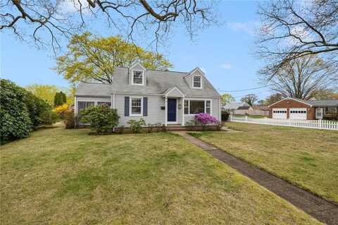 43 Carpenter Street, Warwick, RI 02886